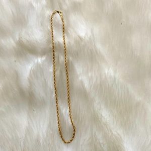 Gold tone necklace 8.5” length